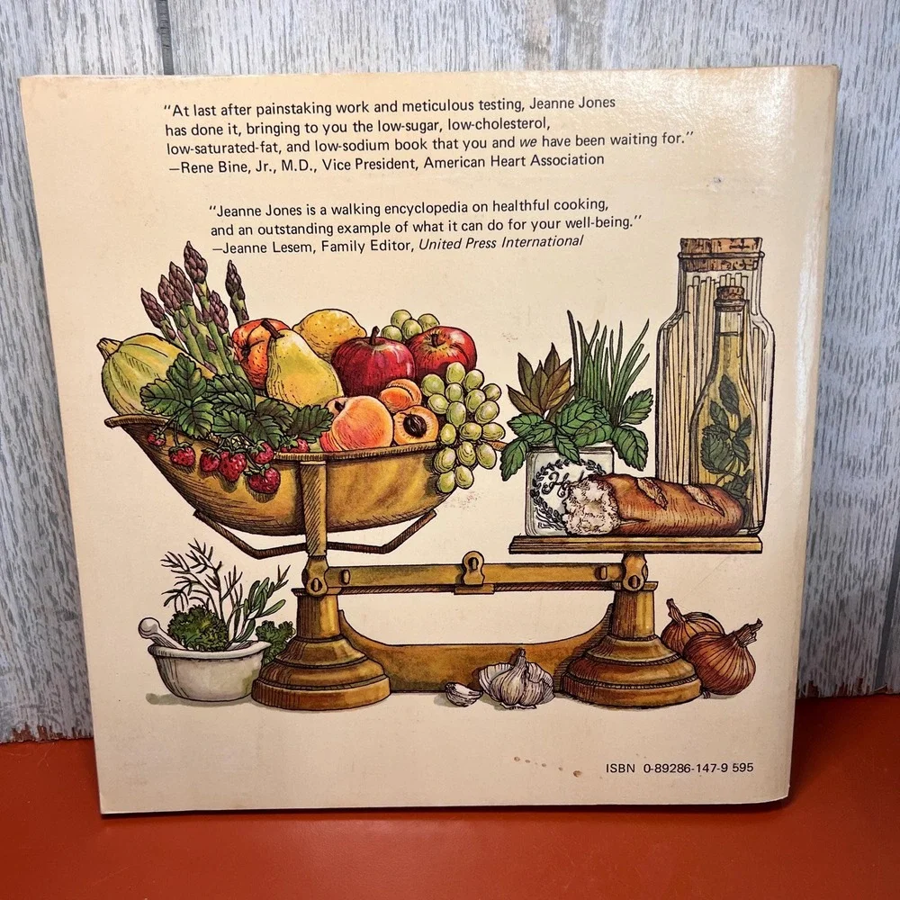 Secrets of Salt-Free‎ Cooking, by Jeanne Jones Vintage Cookbook Soft Cover